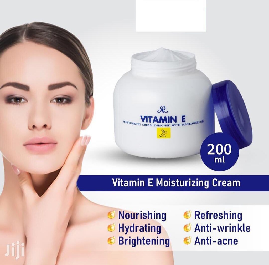ARON VITAMIN E MOISTURISING CREAM ENRICHED WITH SUNFLOWERS OIL
